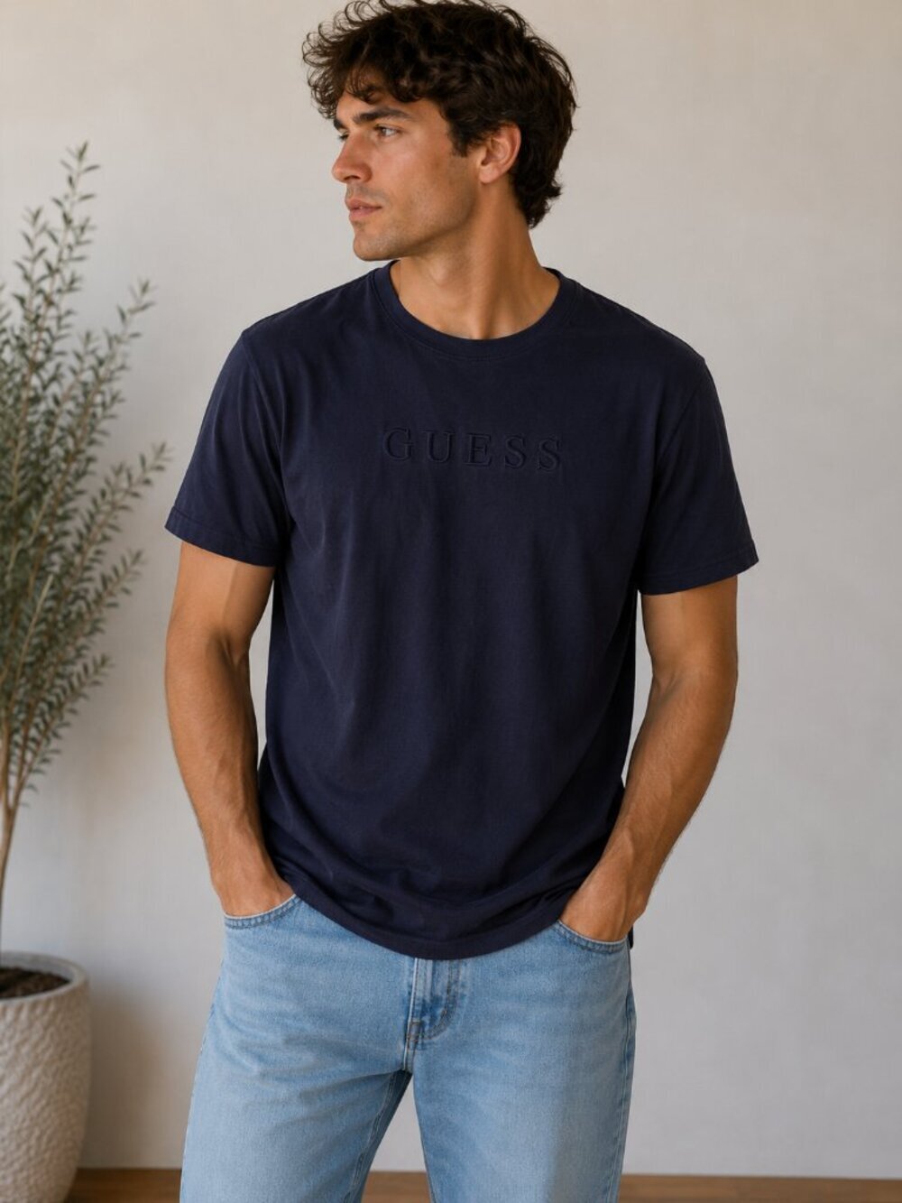 Guess Embossed Logo Tee Navy Blue Relaxed Fit T-Shirt Size XL